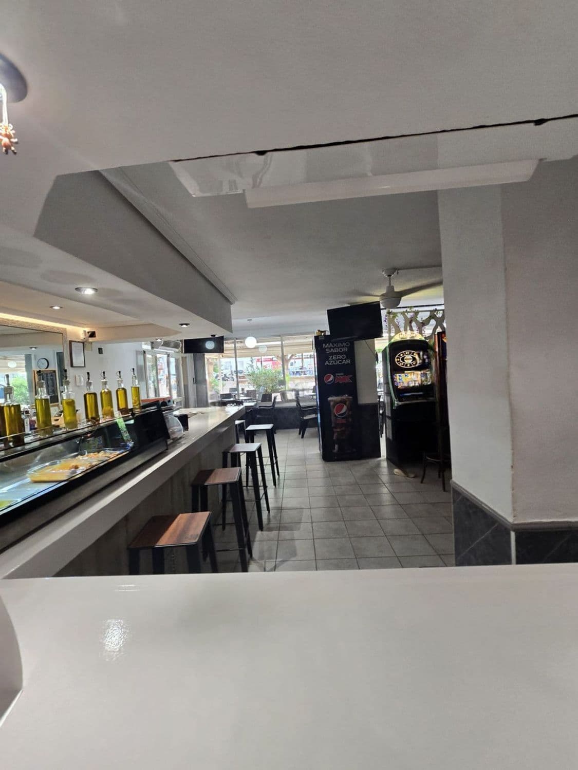 Local comercial en alquiler en Figueretes - Platja dEn Bossa