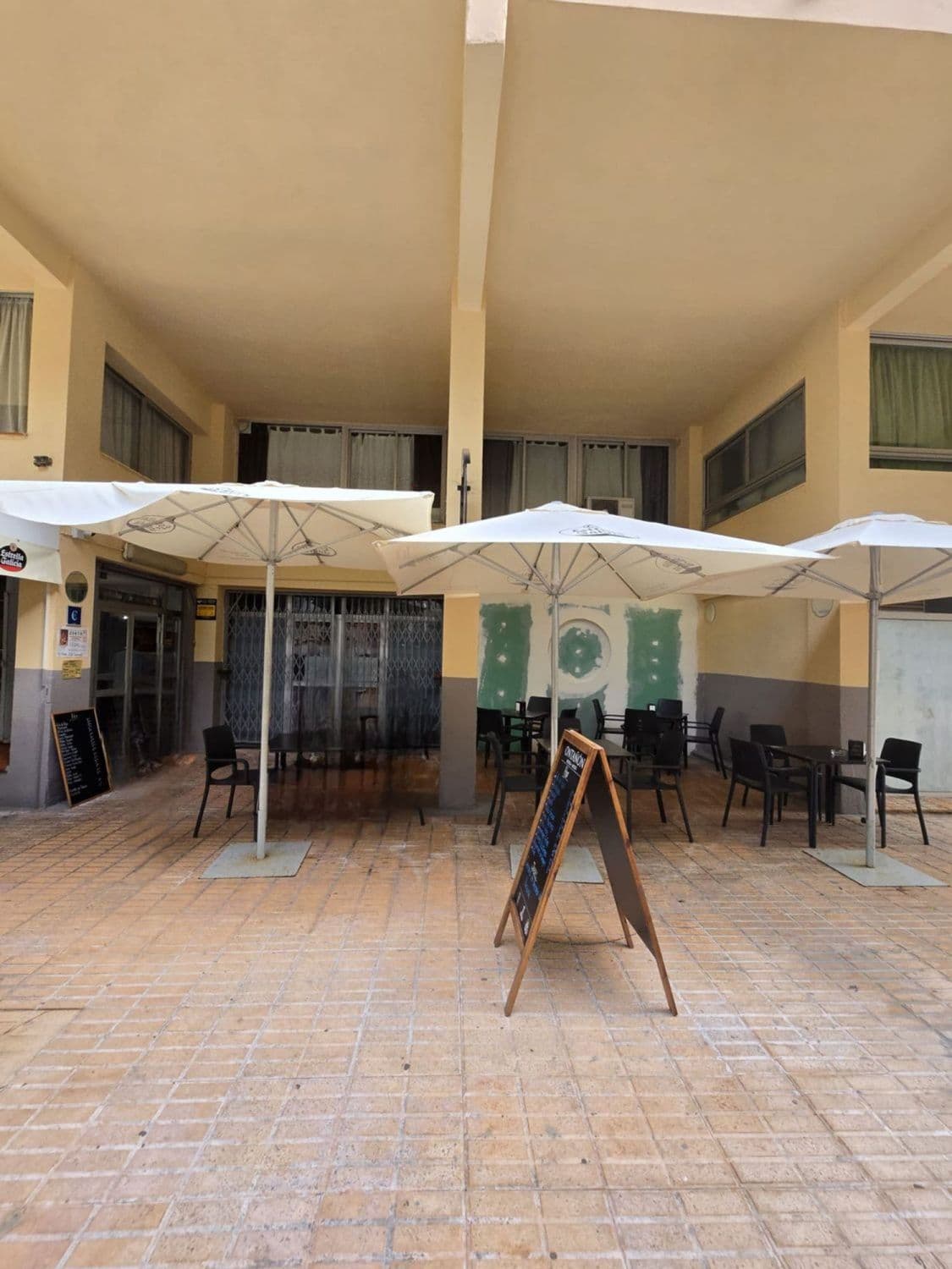 Local comercial en alquiler en Figueretes - Platja dEn Bossa