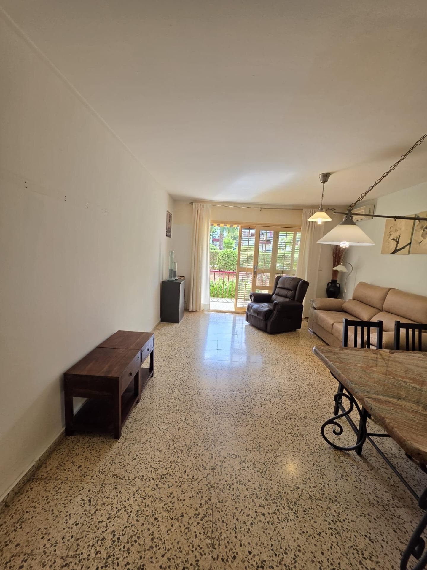 Amplio piso de 130 m² con terraza en Puig d'en Valls, a pocos minutos de Ibiza