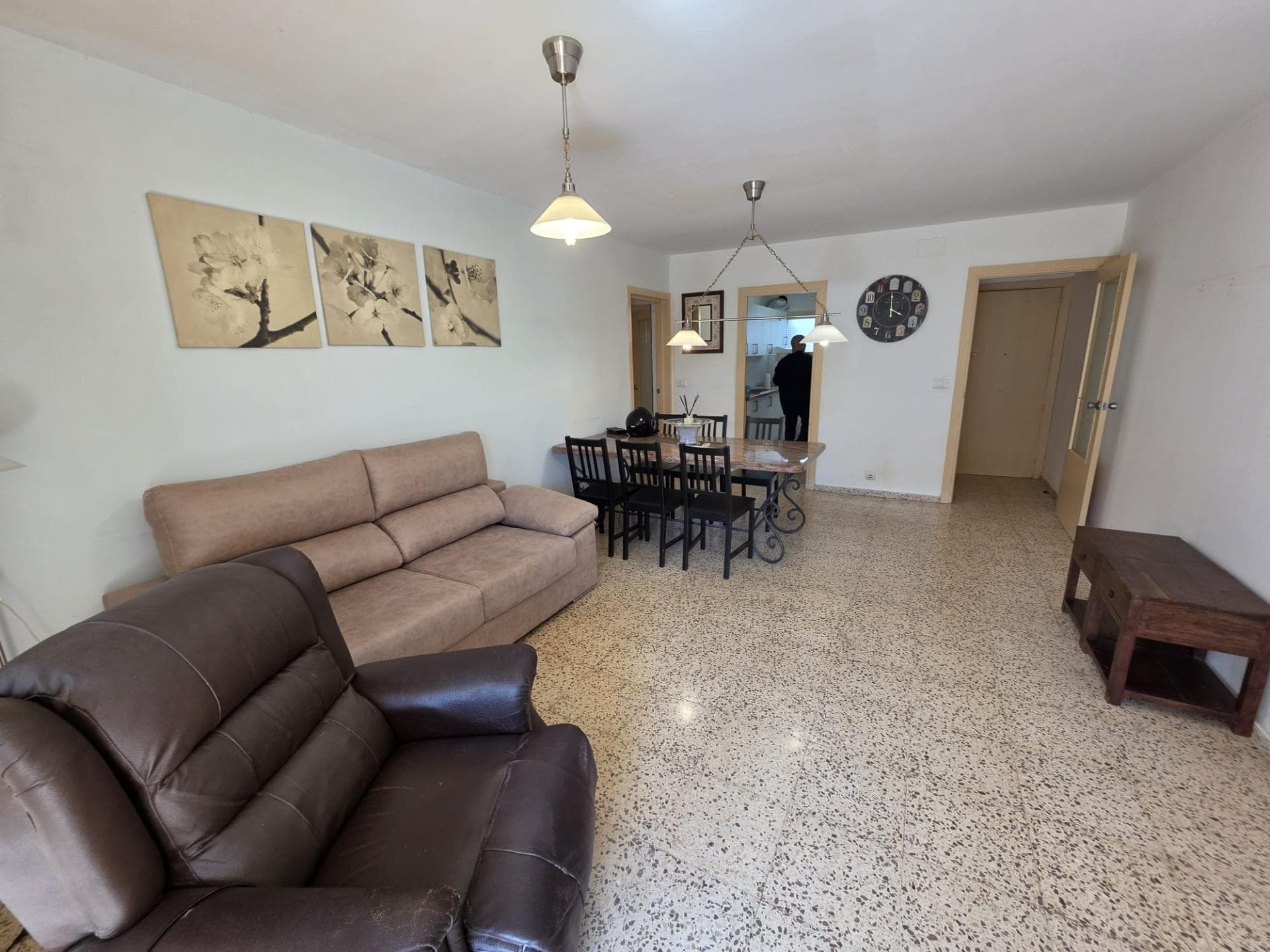 Amplio piso de 130 m² con terraza en Puig d'en Valls, a pocos minutos de Ibiza
