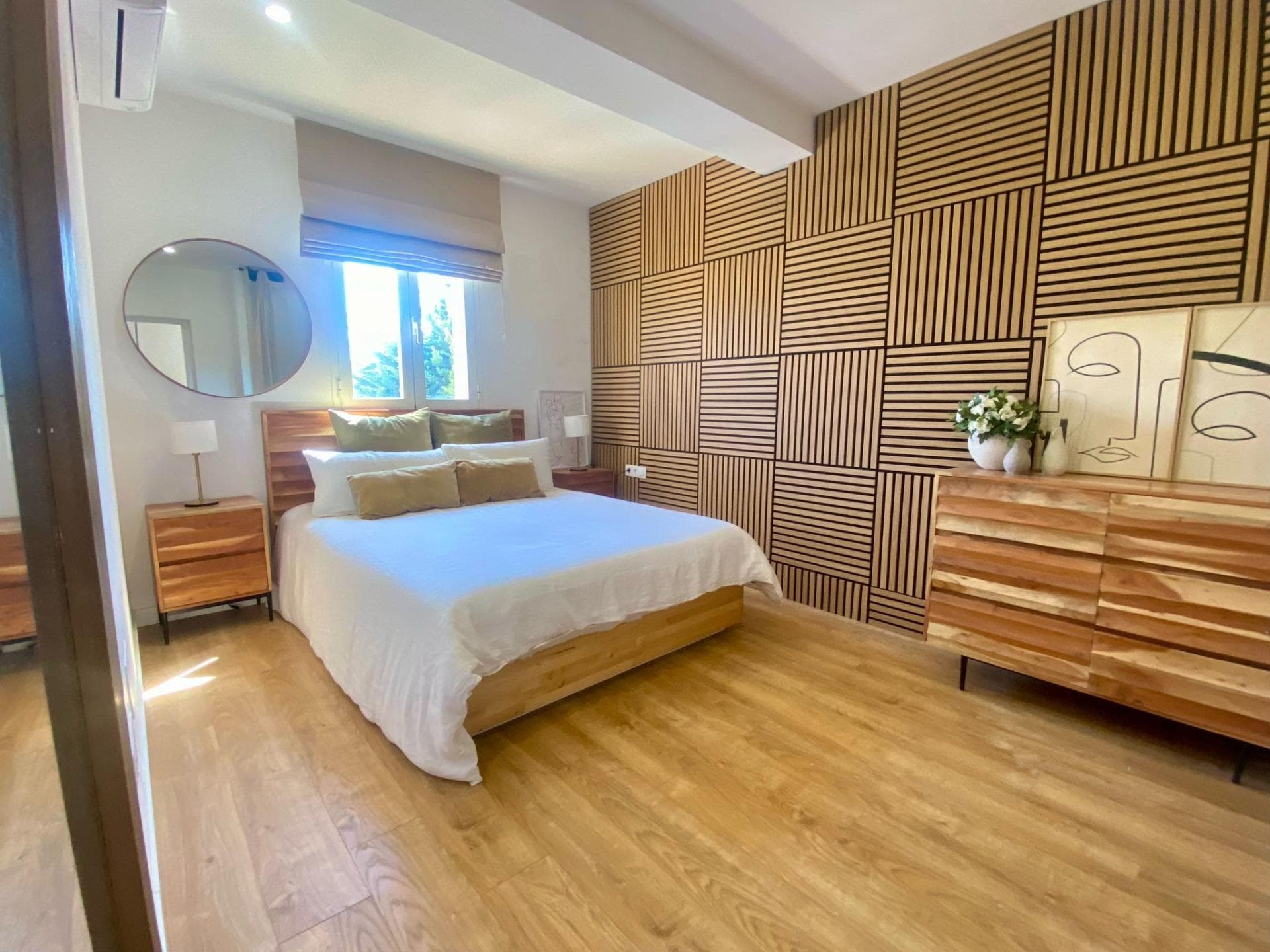 CHALET 110M2 MAS TERRAZA 90M2 4 HABITACIONES 2 BAÑOS PARKIG PRIVADO Y JARDIN
