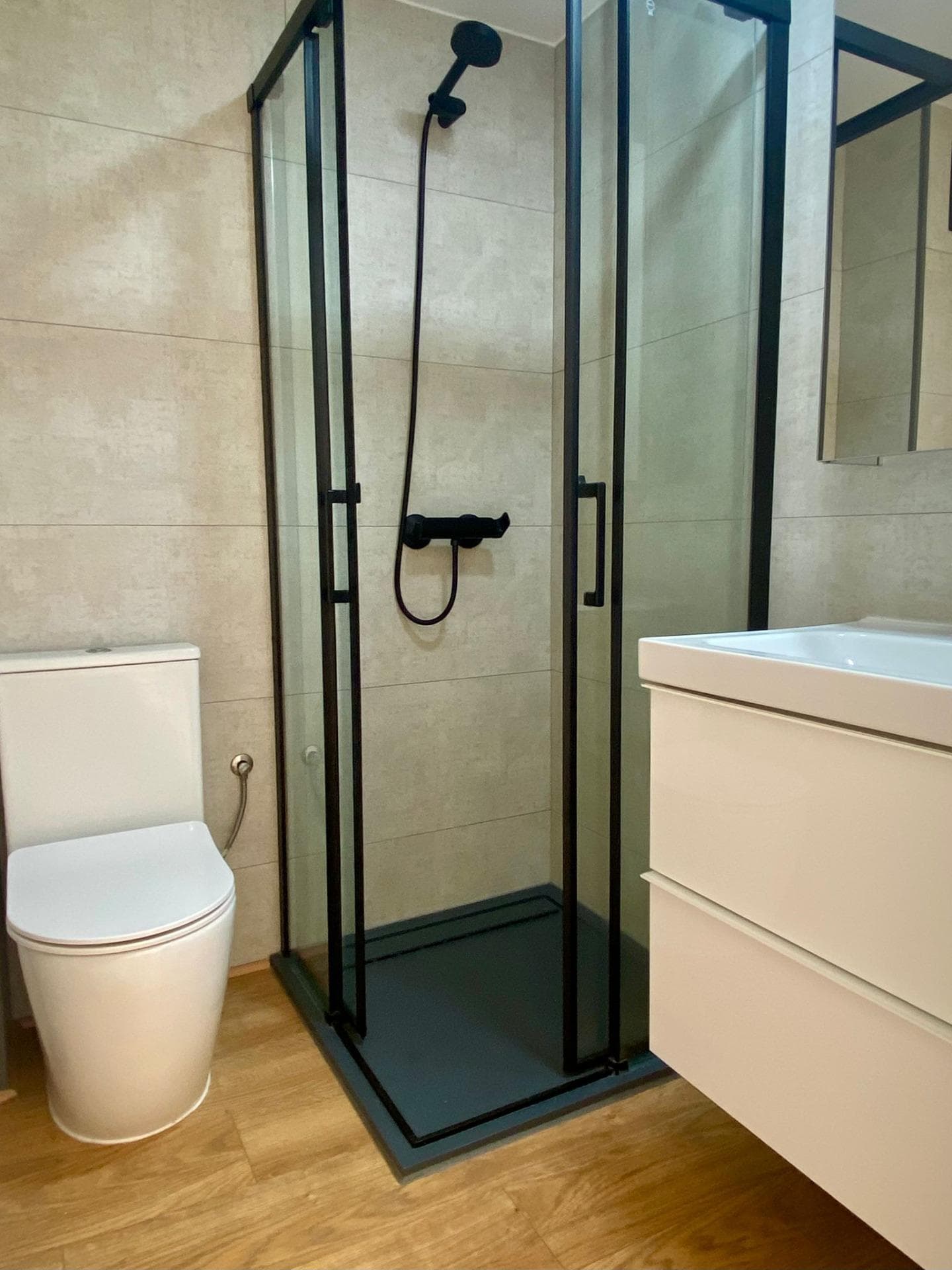 CHALET 110M2 MAS TERRAZA 90M2 4 HABITACIONES 2 BAÑOS PARKIG PRIVADO Y JARDIN