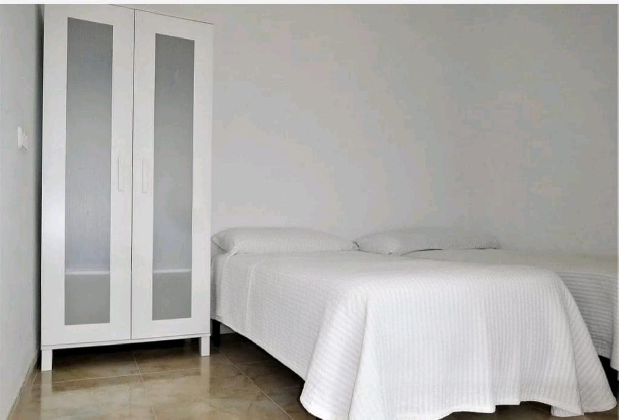 SE VENDE PISO CON VISTAS AL MAR EN FIGUERETES