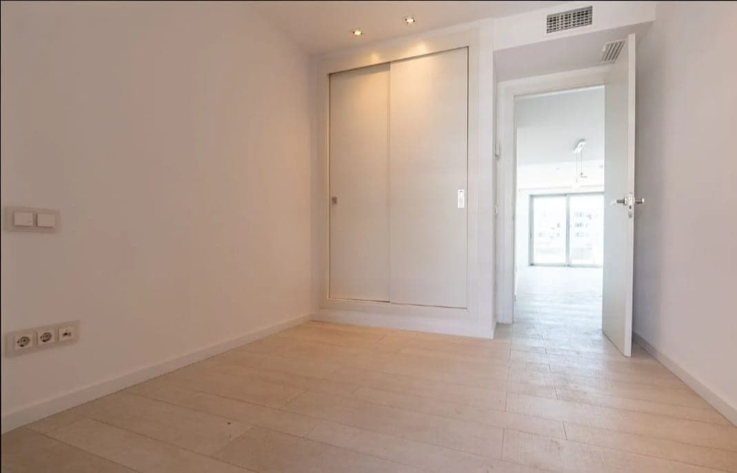 MAGNIFICO PISO EN VENTA EN MARINA BOTAFOCH