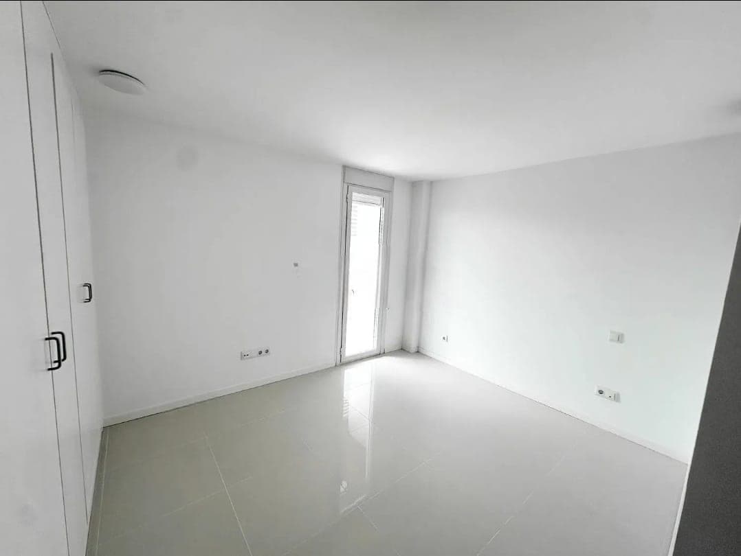 SE VENDE DUPLEX EN PLAYA DEN BOSSA