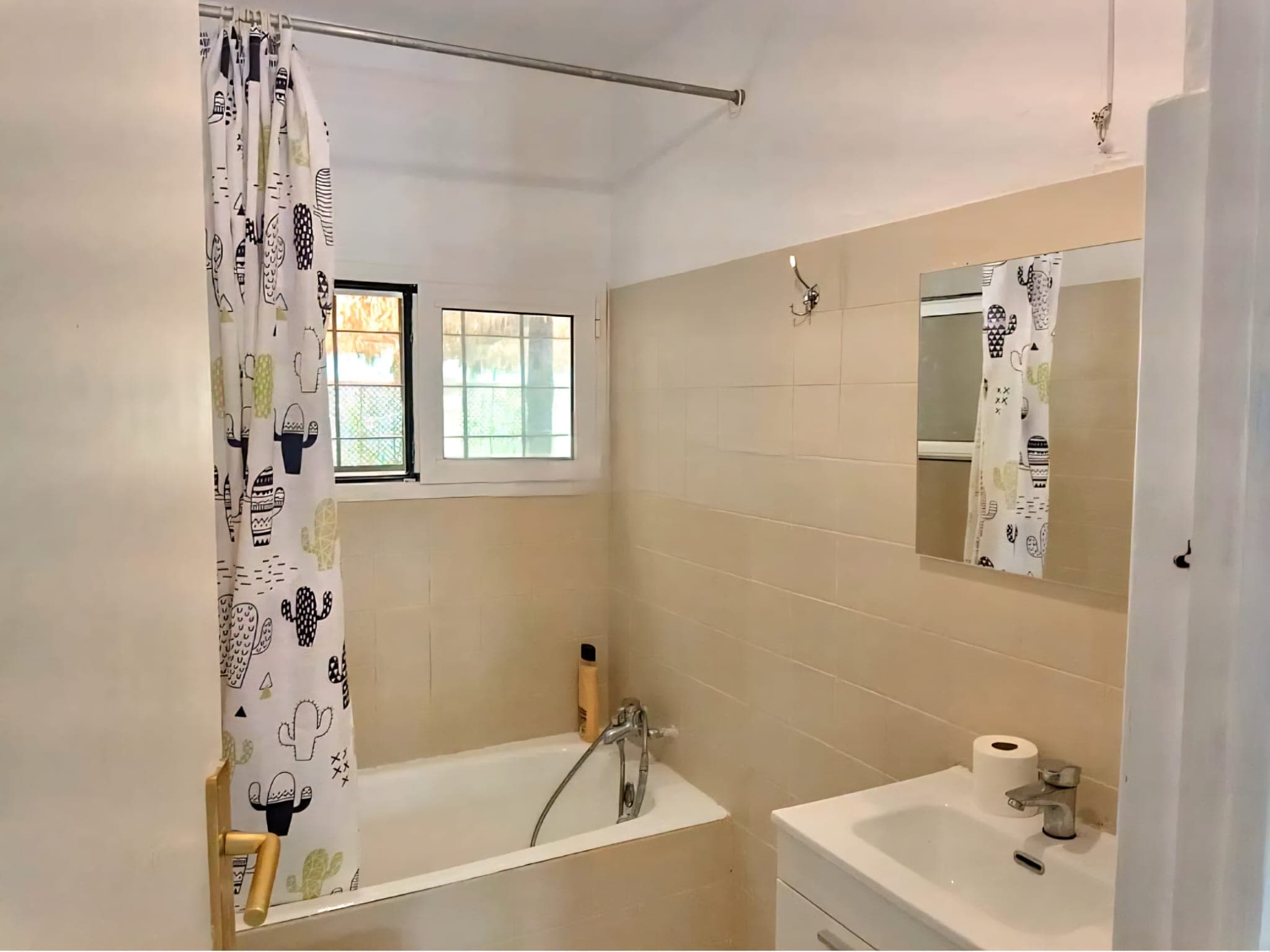 SE VENDE CHALET INDEPENDIENTE CON ANEXO EN SAN CARLOS