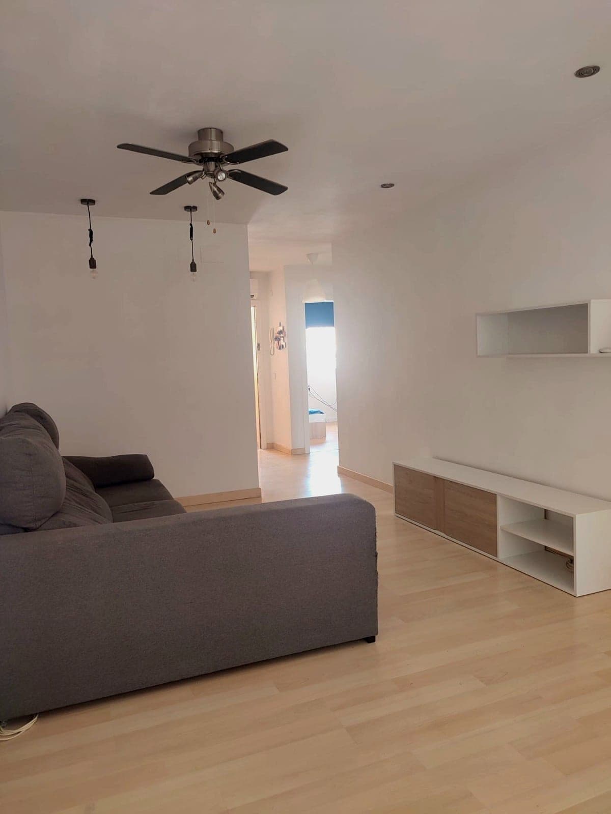 SE VENDE HERMOSA PLANTA BAJA EN PLAYA DEN BOSSA