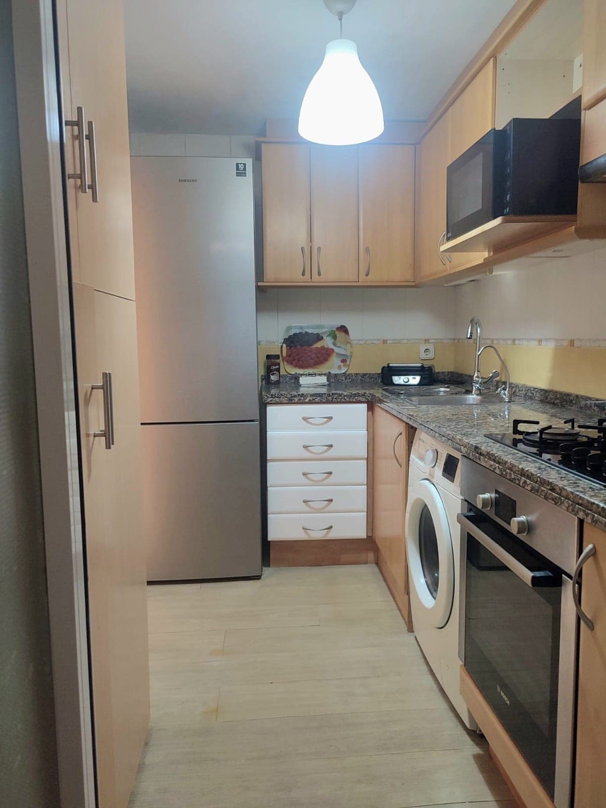 SE VENDE HERMOSA PLANTA BAJA EN PLAYA DEN BOSSA