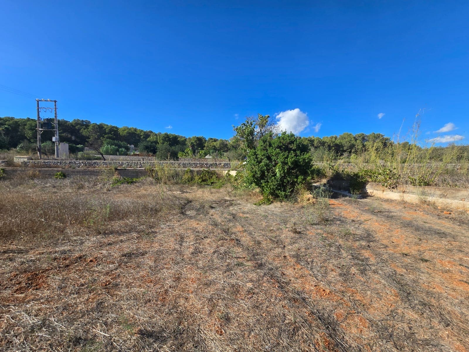SE VENDE TERRENO EN SANT RAFAEL
