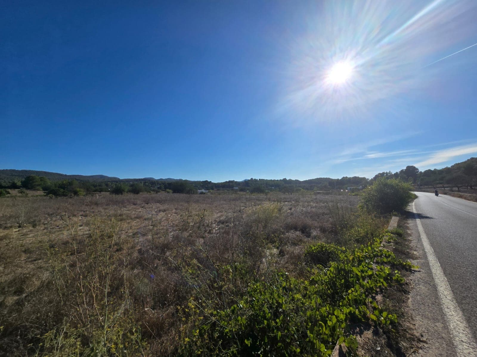 SE VENDE TERRENO EN SANT RAFAEL