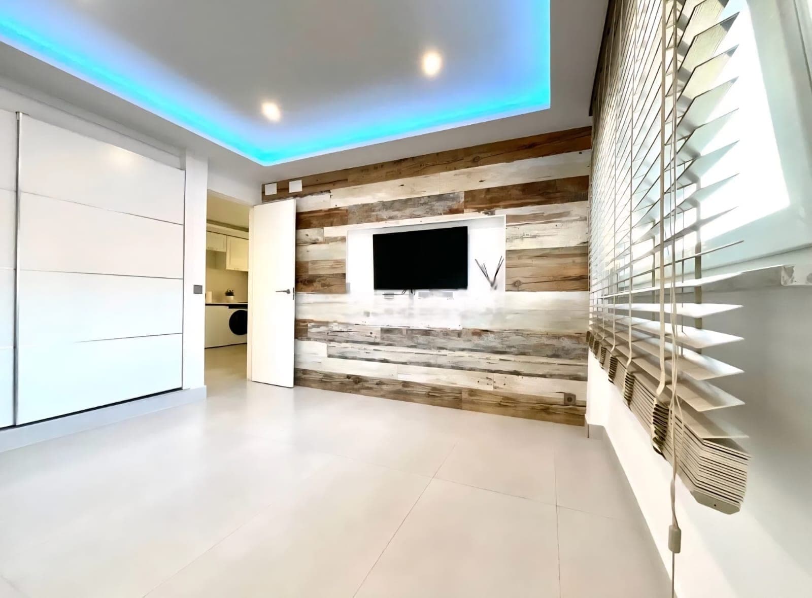 SE VENDE MAGNIFIO PISO EN MARINA BOTAFOCH