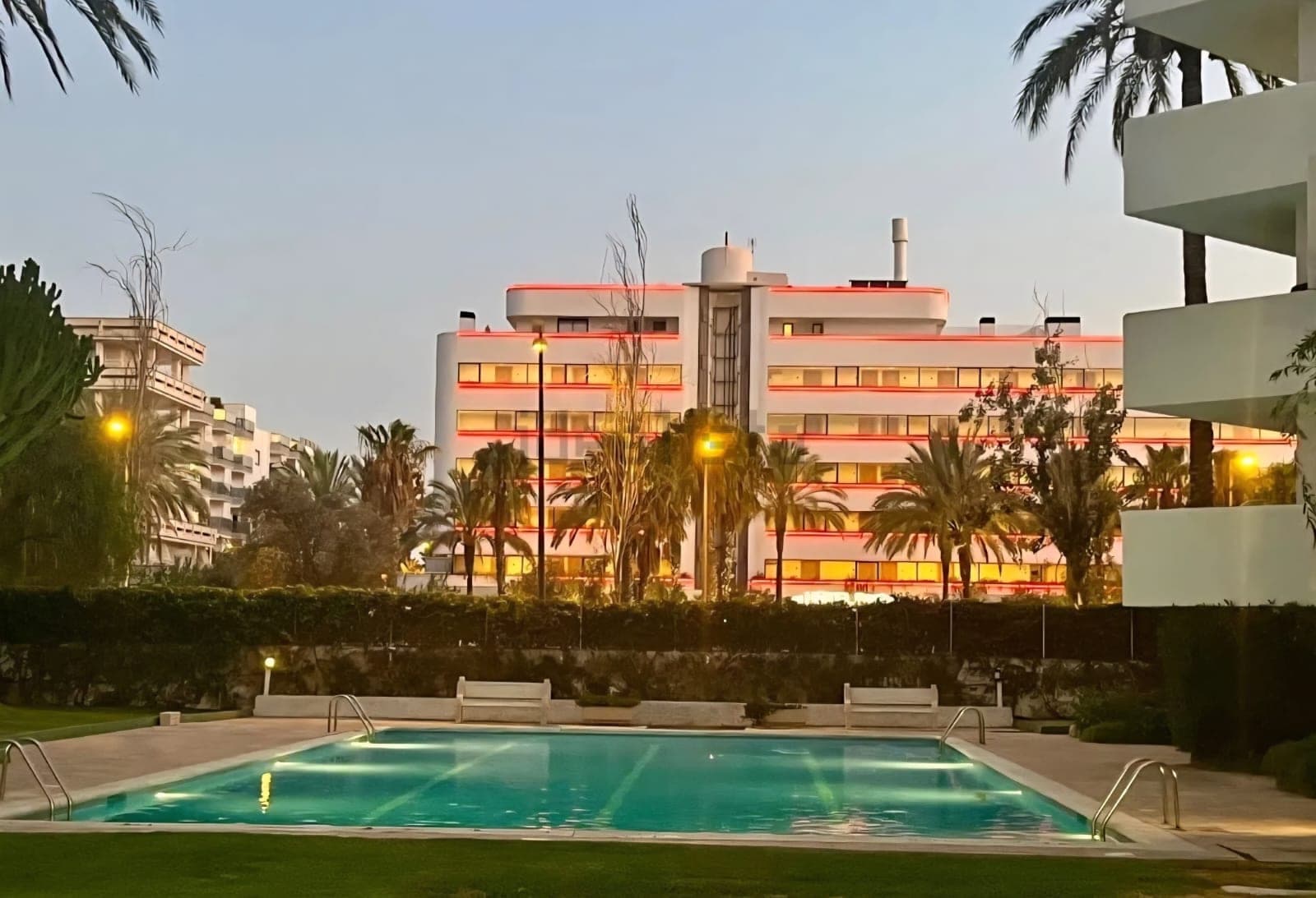 SE VENDE MAGNIFIO PISO EN MARINA BOTAFOCH