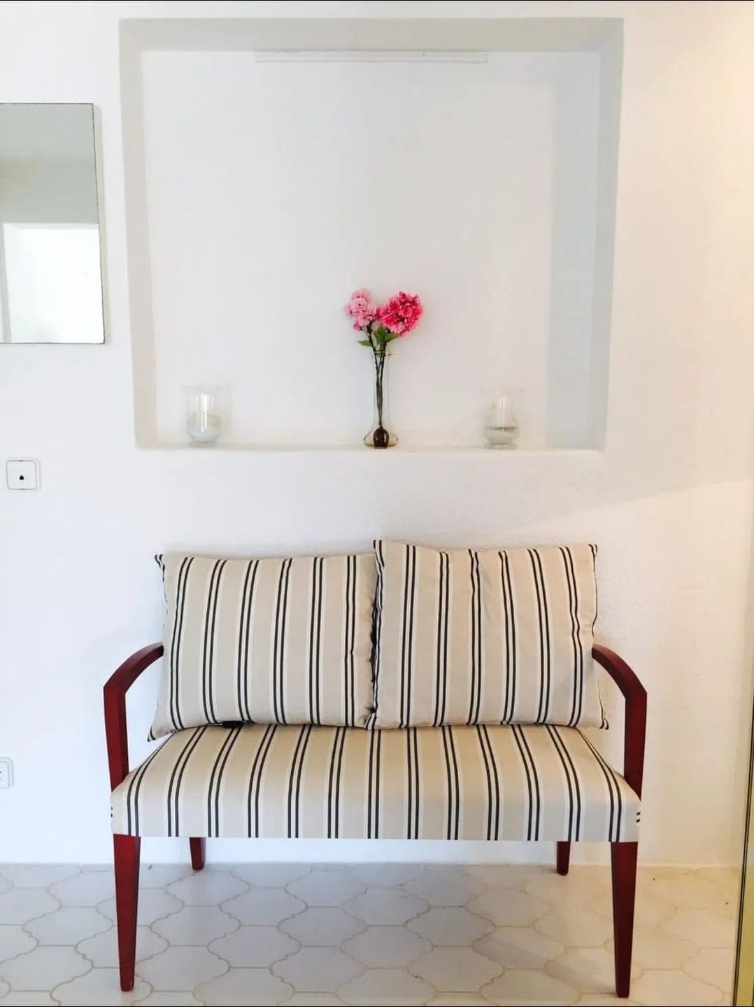 SE VENDE CHALET ADOSADO EN ROCA LLISA