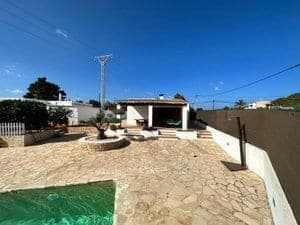 SE VENDE CHALET INDEPENDIENTE EN CALA LLONGA