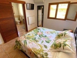 SE VENDE CHALET INDEPENDIENTE EN CALA LLONGA