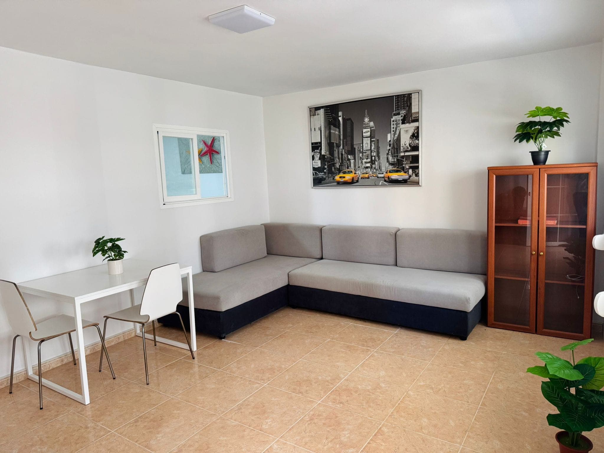 NOVEDAD EN SAN ANTONIO ESTUPENDA PRIMERA PLANTA IDEAL PARA INVERSORES