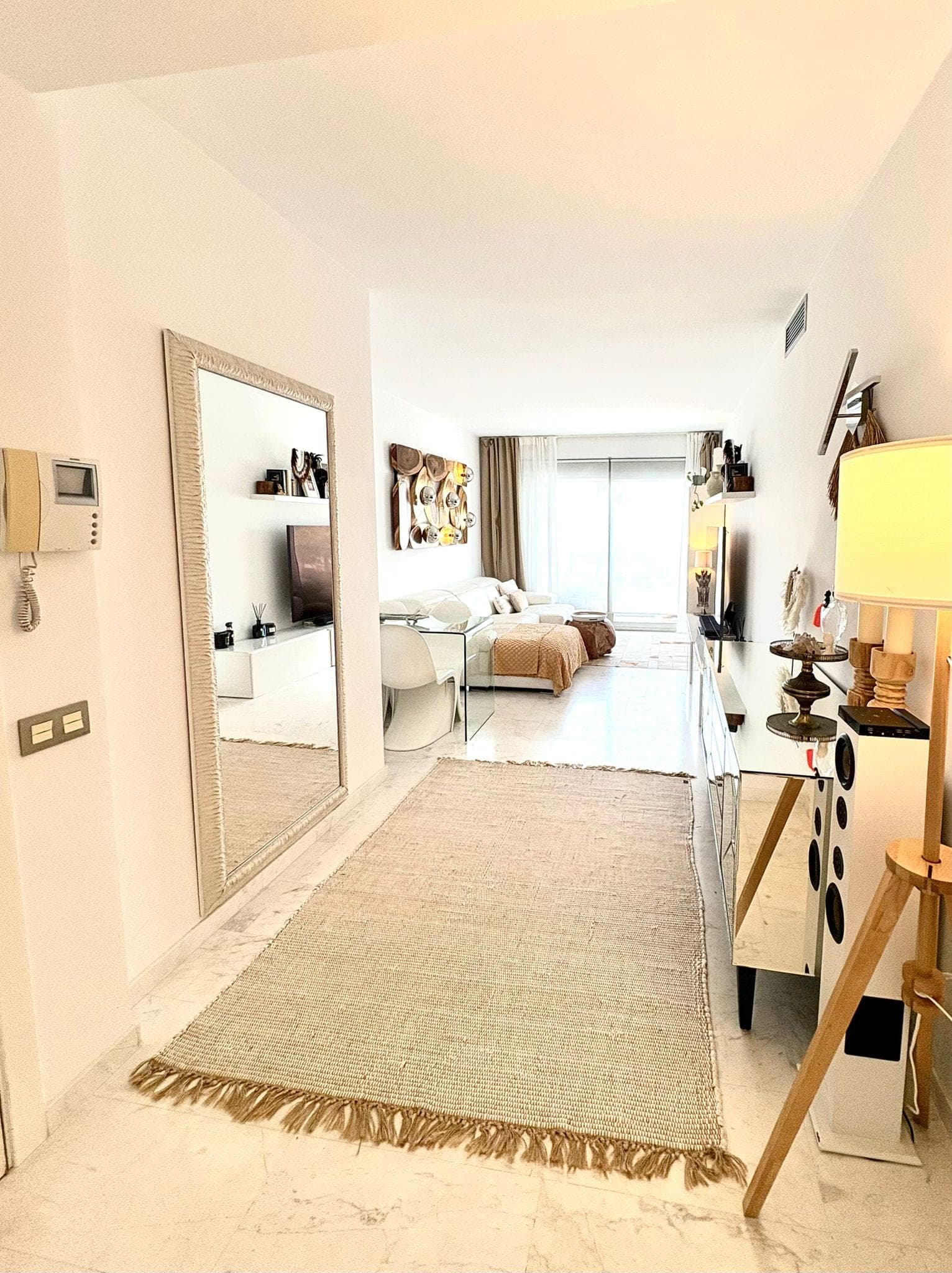 VENTA DE PRECIOSO PISO EN ROYAL BEACH
