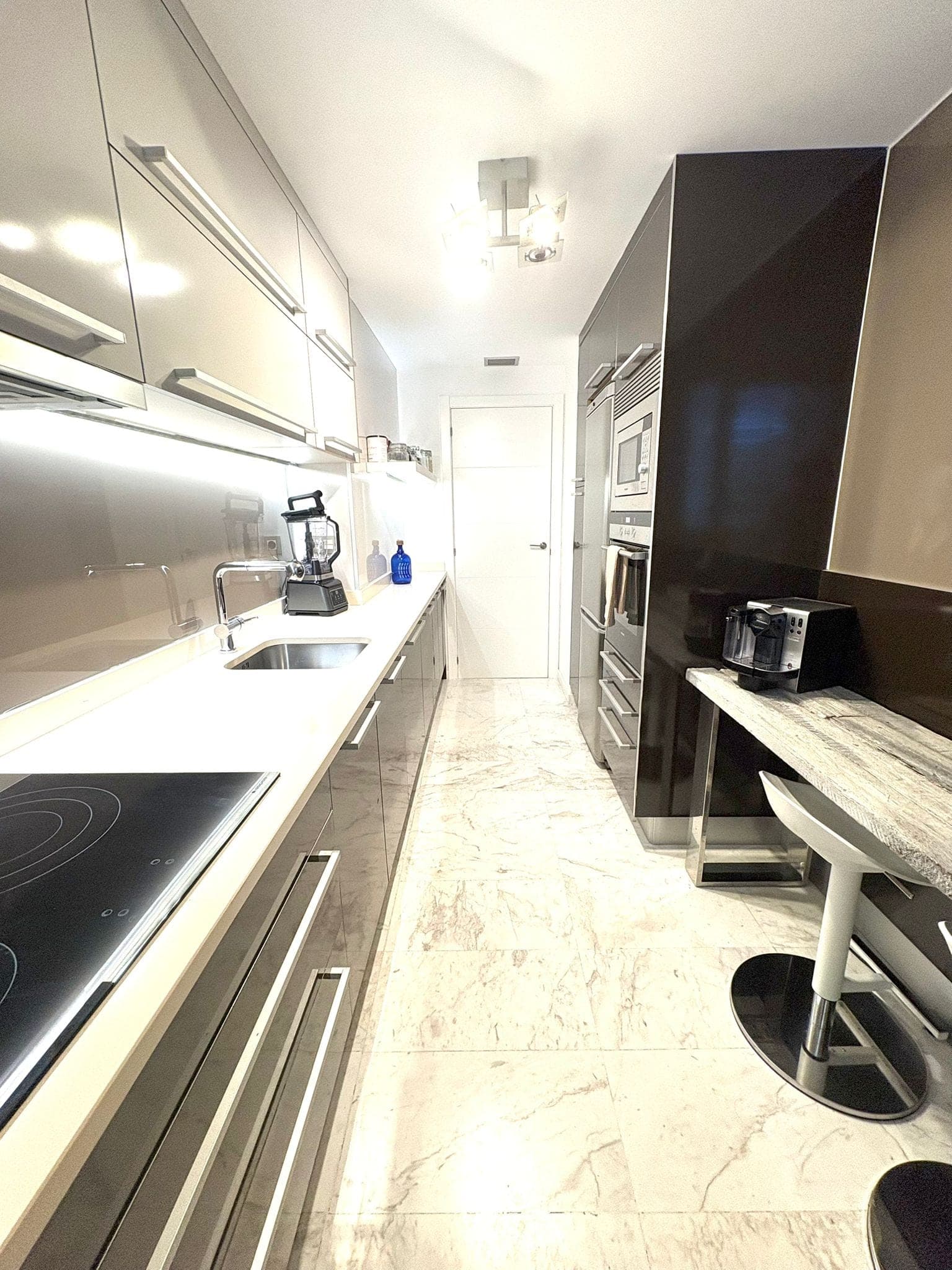 VENTA DE PRECIOSO PISO EN ROYAL BEACH