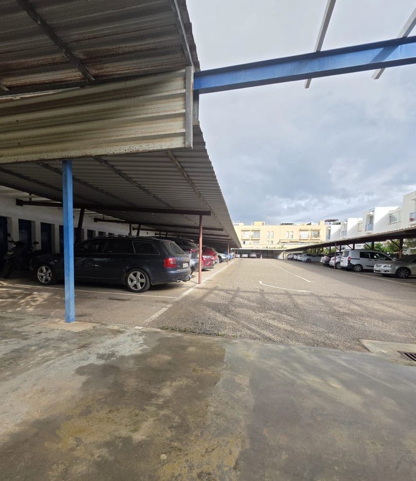 EN VENTA PISO EN CASERRES