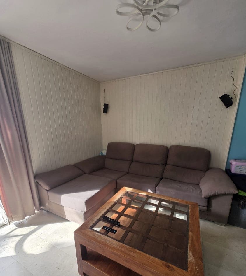 EN VENTA PISO EN CASERRES