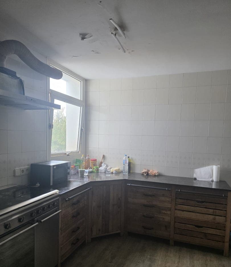 EN VENTA PISO EN CASERRES