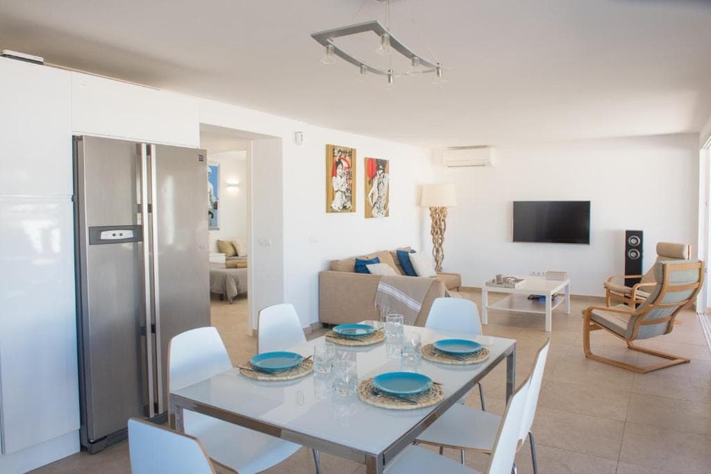 Estupendo chalet con anexo y piscina cerca de Sant Jordi